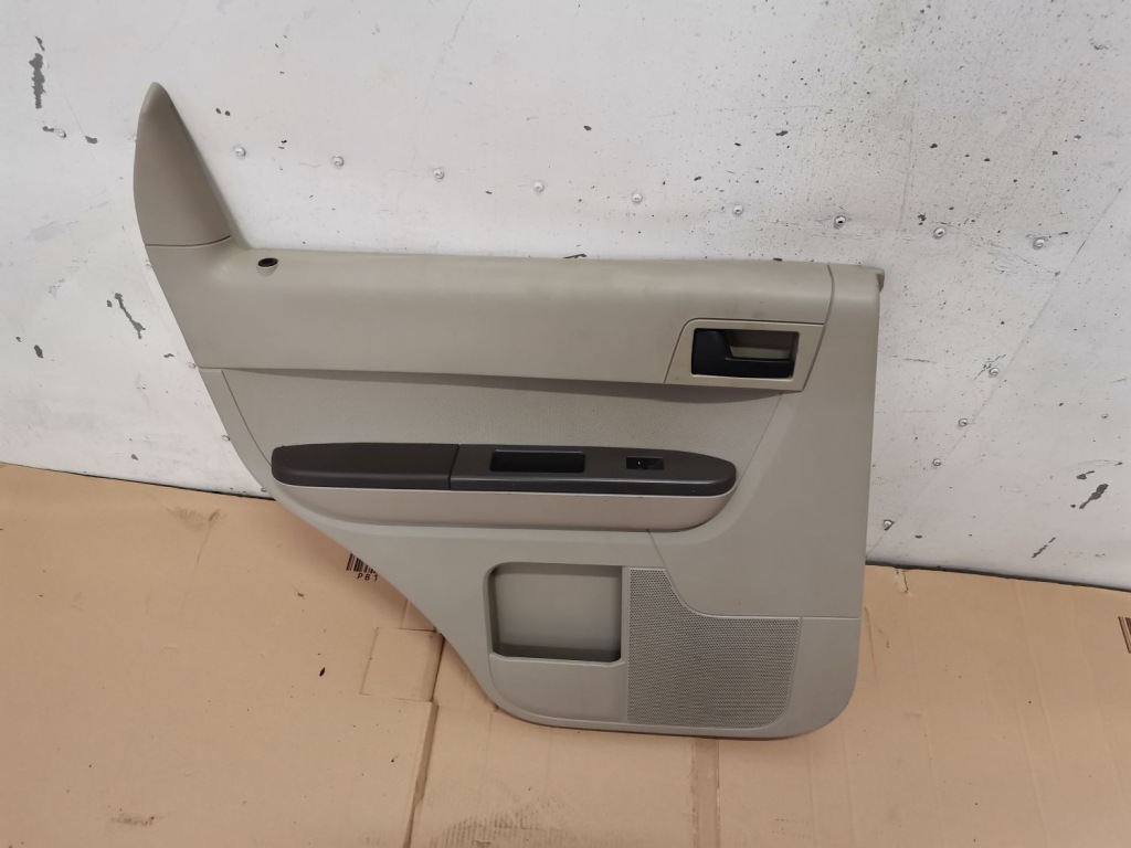 фото №1, Ford escape 07-12r usa обивка - обшивка дверь