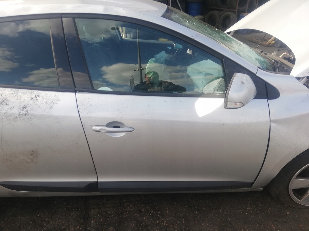 фото №1, Двері праве перед передні renault megane iii