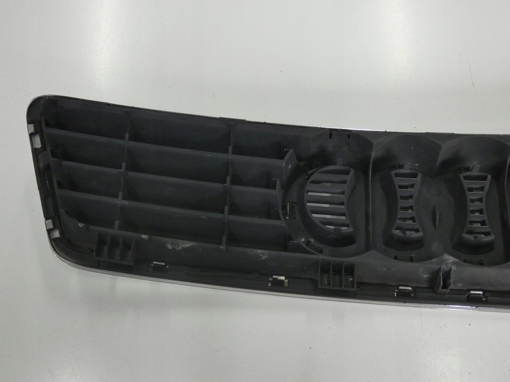 фото №11, Решітка радіатора, решітка радіатора audi a-6 4b c5 przed lift