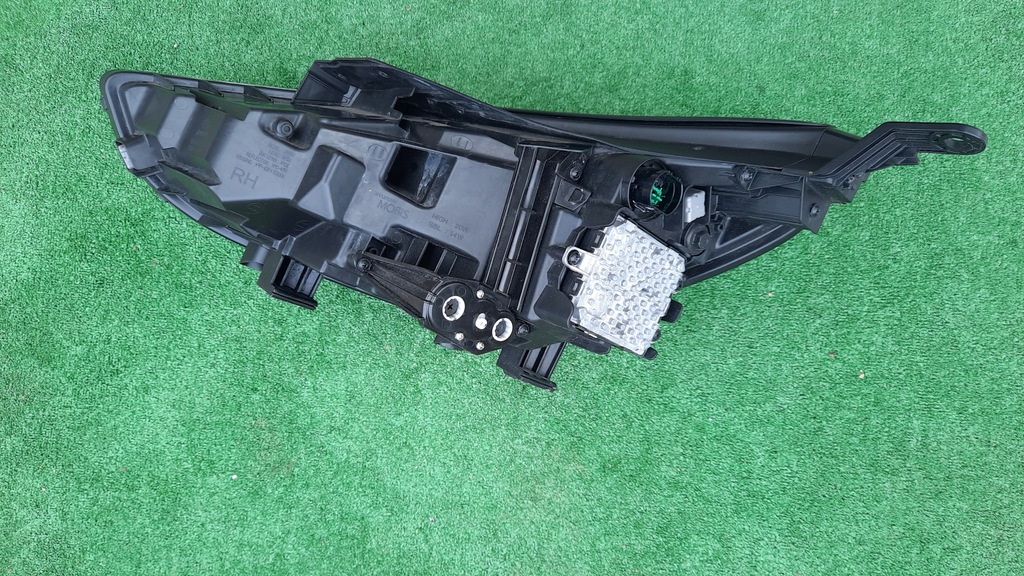 фото №5, Hyundai i30 3 iii n full led лампа передняя kpl