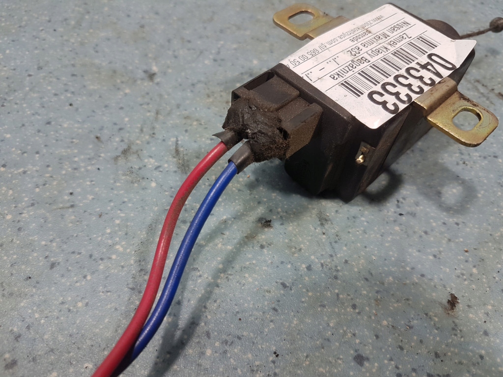 фото №5, Nissan maxima a32 us замок крышки багажника 8468040u00