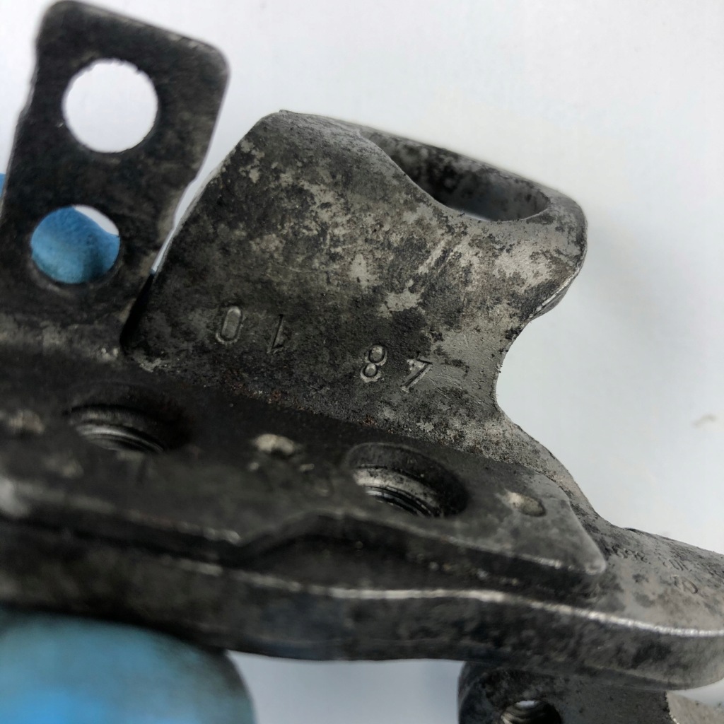 фото №8, Кронштейн кронштейн audi a3 s3 vw 1.6 tdi cay