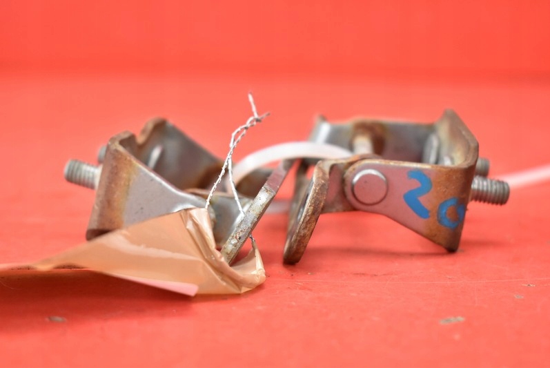 фото №4, Петля петли крышки задняя subaru forester 3 iii 08-13