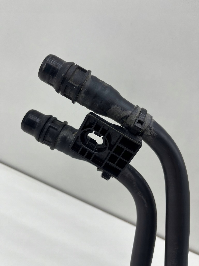 Citroen ds4 2 труба дроти води радіатора комплект 9835649580 Недорого