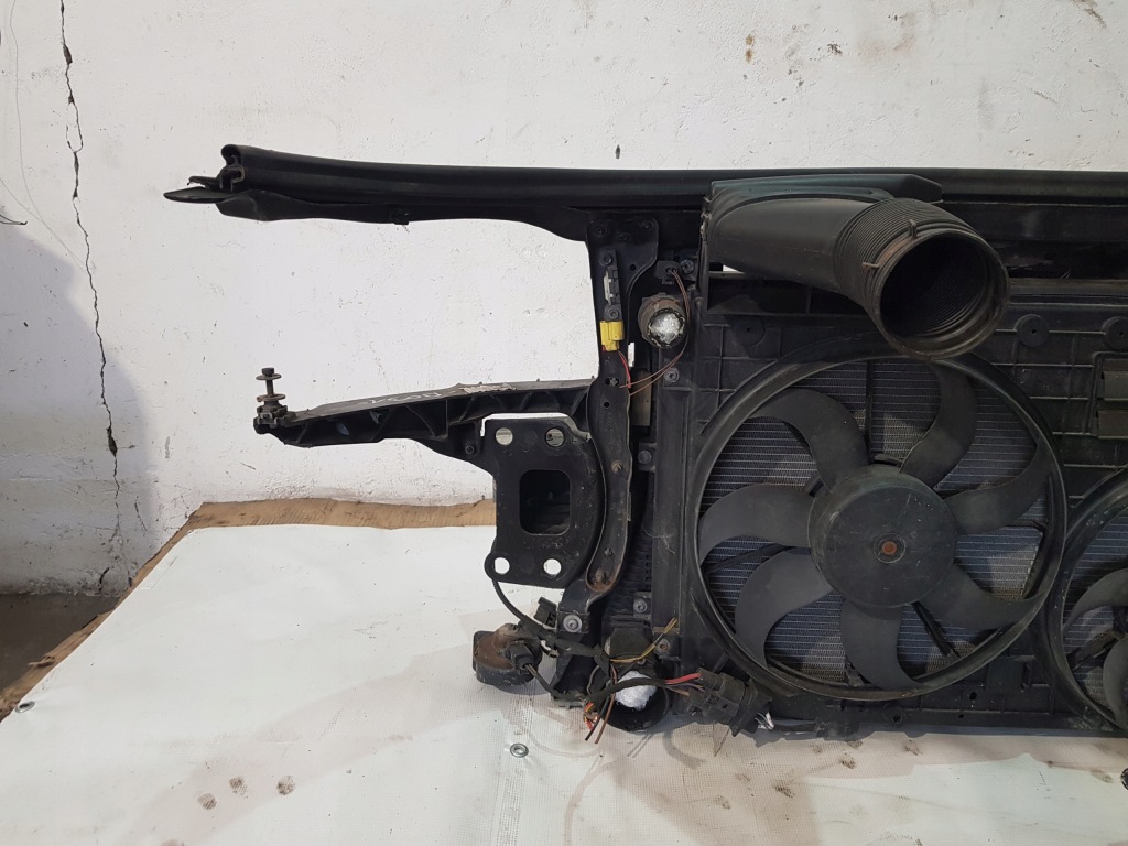 Ремінь передній радіатор 1k0145803s audi a3 8p рестайлінг  eur 08r s-line 2.0 tfsi Доставка