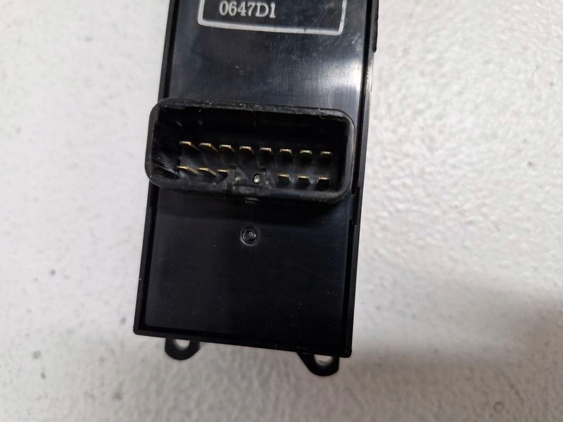 фото №10, Mitsubishi l200 iv 4 переключатель панель окон левый перед mr587952