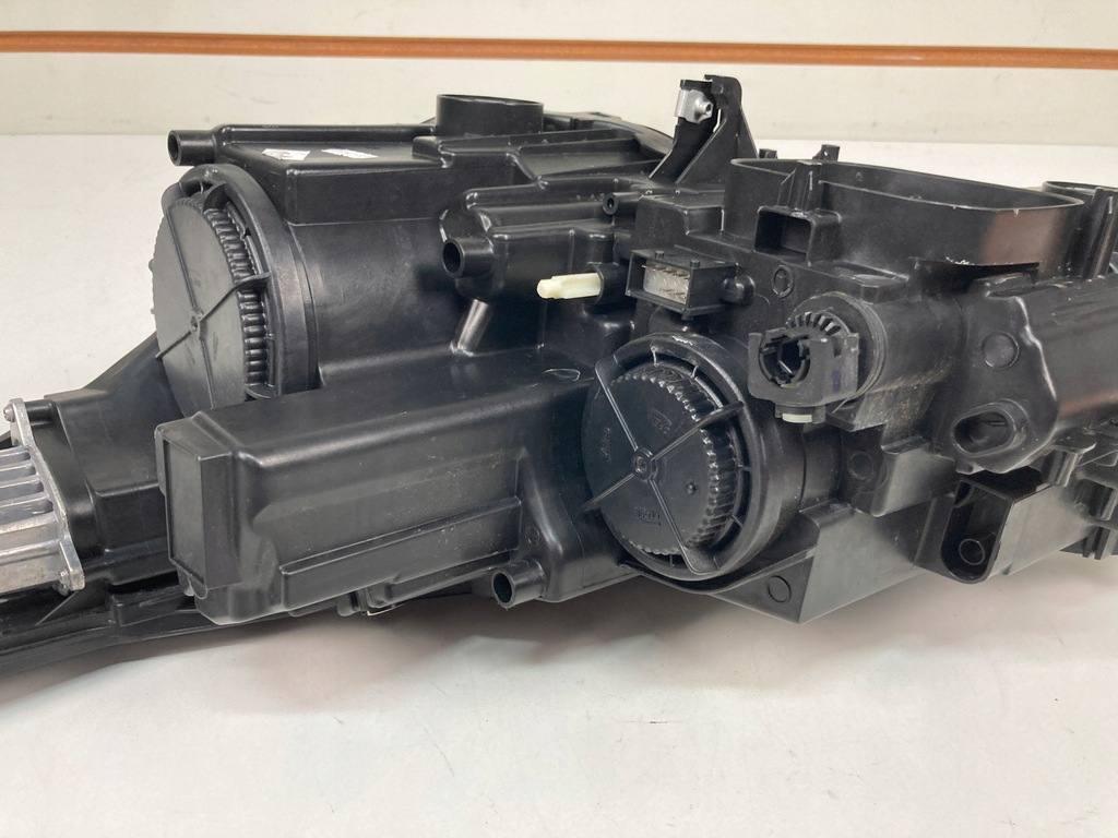 фото №11, Лампа правая передняя opel crossland x