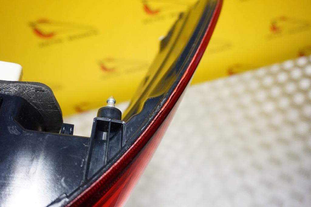 фото №9, Toyota sienna 2015 - 2019 лампа задняя задняя левая usa