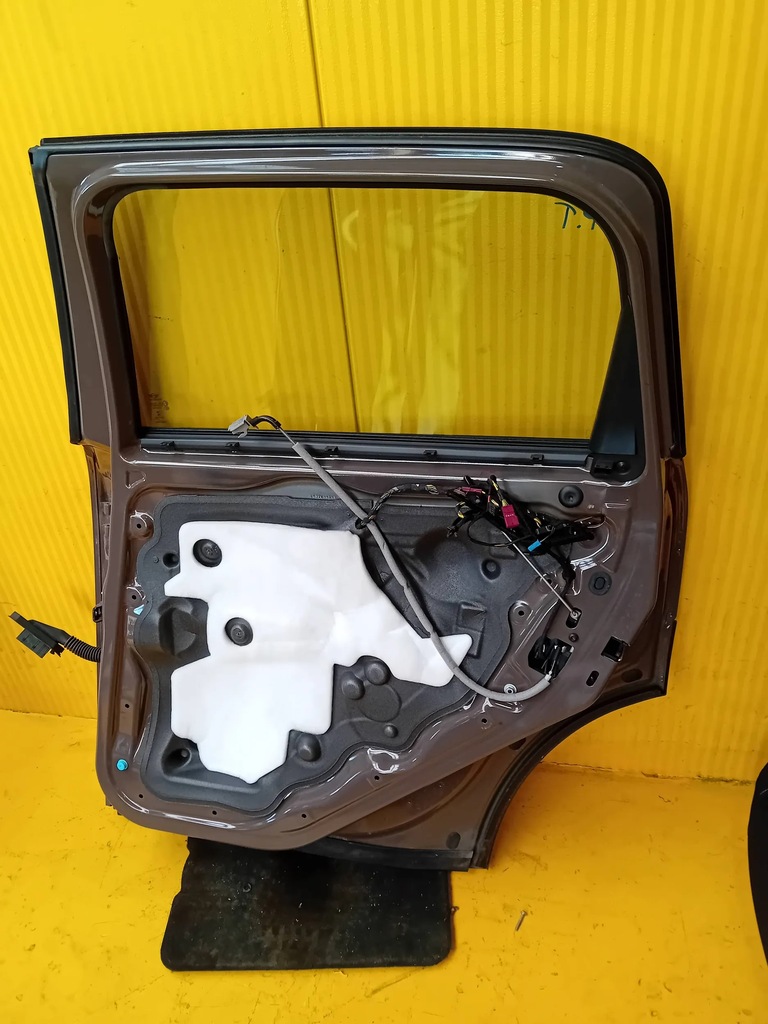 фото №2, Mini countryman r60 14r. двері задня праве b19