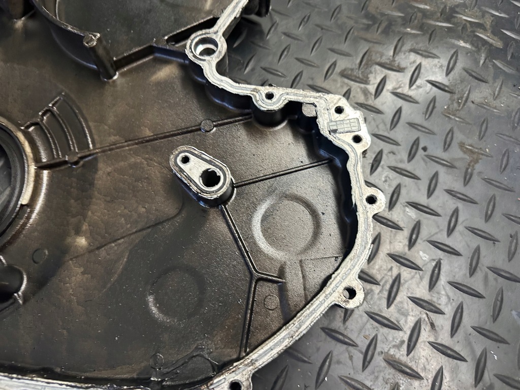 фото №10, Захист корпус розподільного валу audi a8 d3 q7 4.2 tdi bvn 057103173q