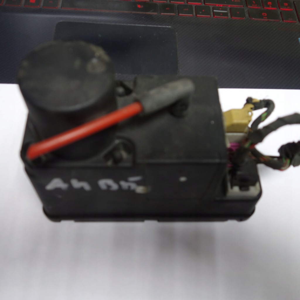 Купити Помпа насос центрального замка 4a0862257j audi a6 c4 100 c4