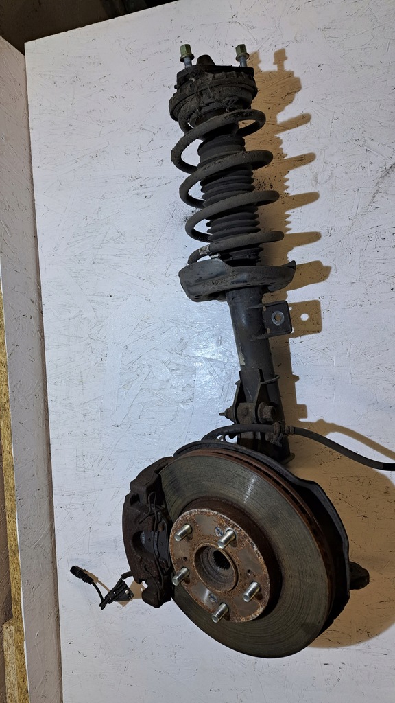 фото №1, Honda civic ix 11- 1.8 i-vtec поворотный кулак левая амортизатор амортизационная стойка