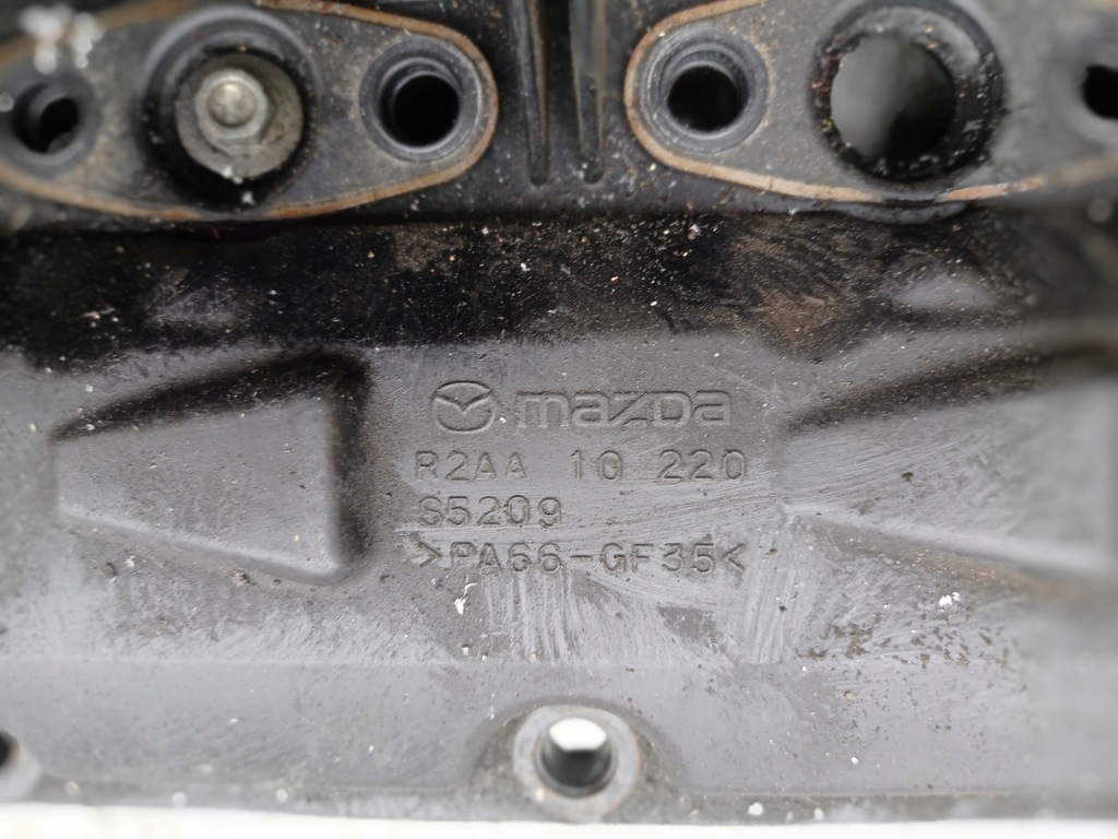 фото №2, Крышка клапанов mazda 2.2 citd r2aa r2aa10220