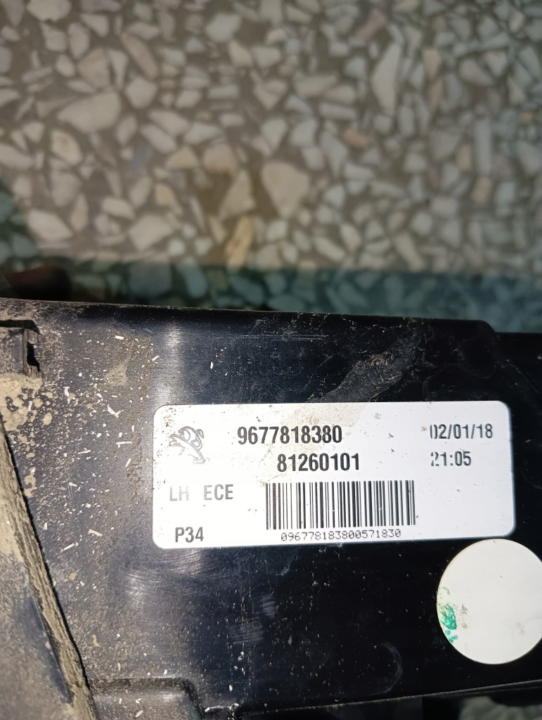 фото №9, Лампи задні кришки багажника peugeot 308 ii 2013-21 i 9677818380 9677818280