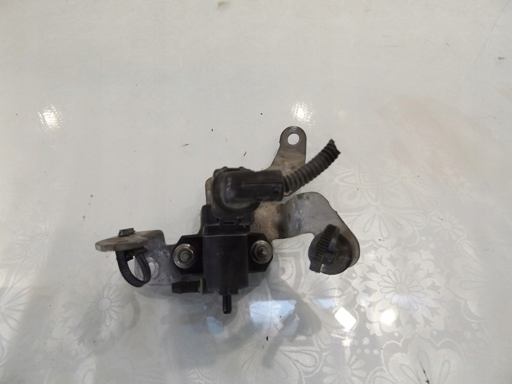 фото №1, C3 picasso 1,6ehdi клапан вакуумa