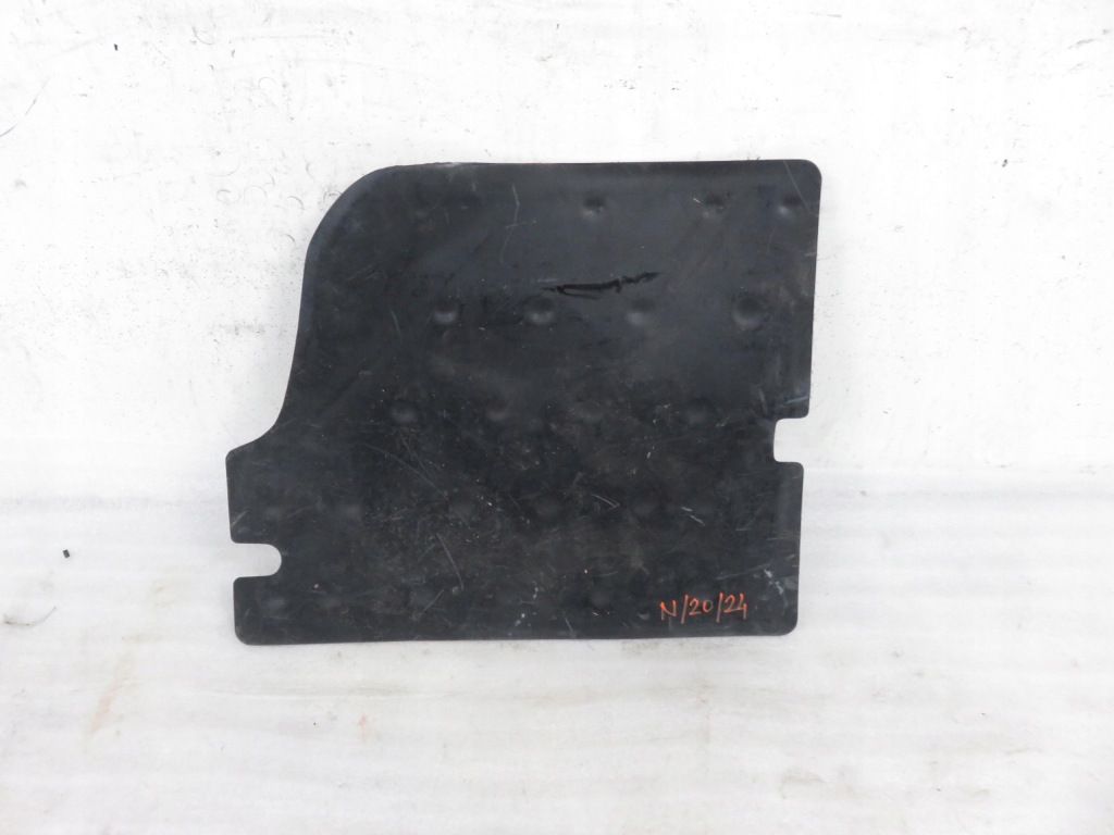 Обшивка піна підлогова правий перед mercedes w124 1246903535 в Україні