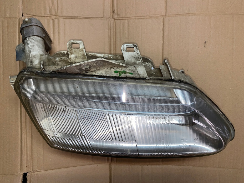 фото №5, Лампа передня права 7700820119 renault espace iii europa