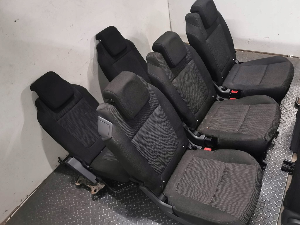 фото №7, Сиденья 7 человек peugeot 5008 uk