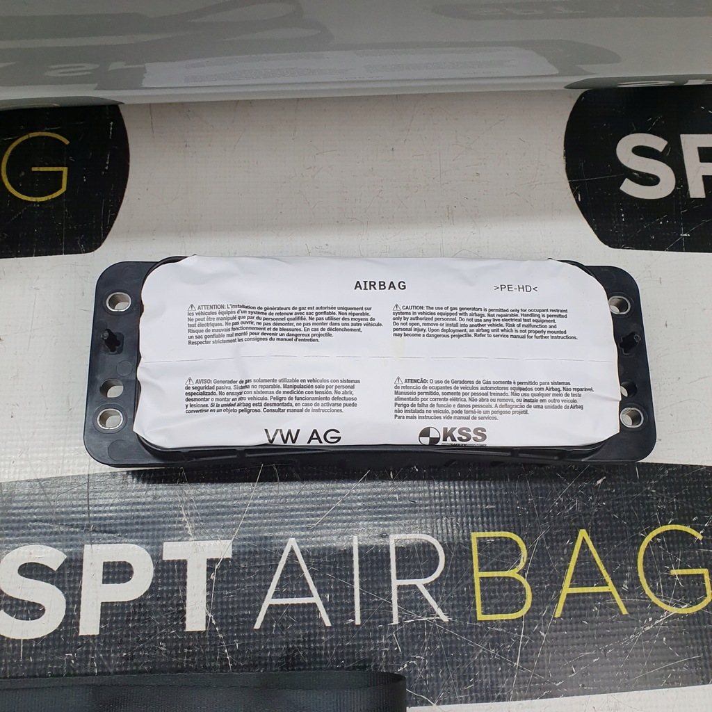 фото №8, Citigo приборная панель консоль подушки безопасности ремни подушка безопасности