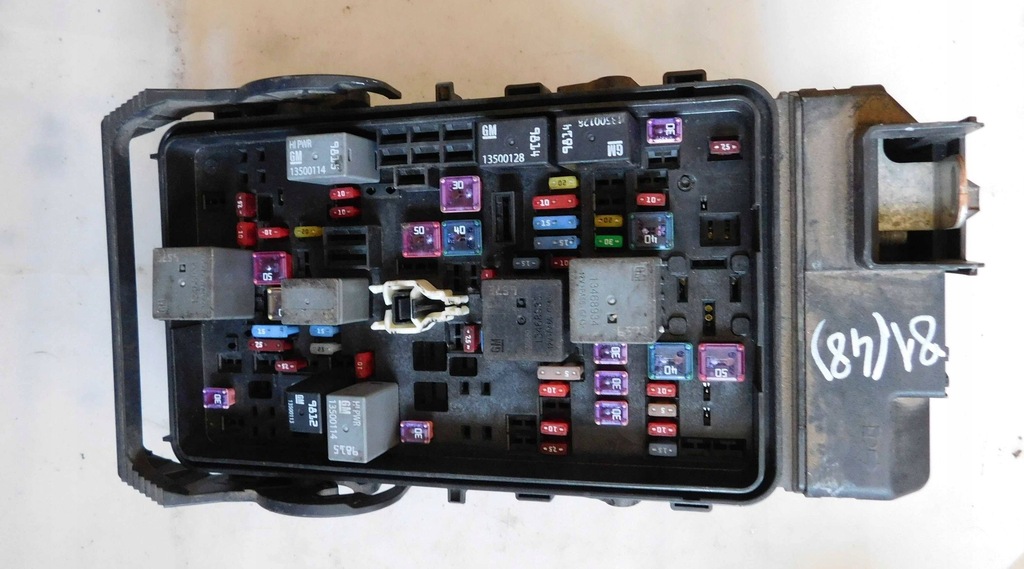 фото №1, Opel insignia b коробка предохранителей 39116626