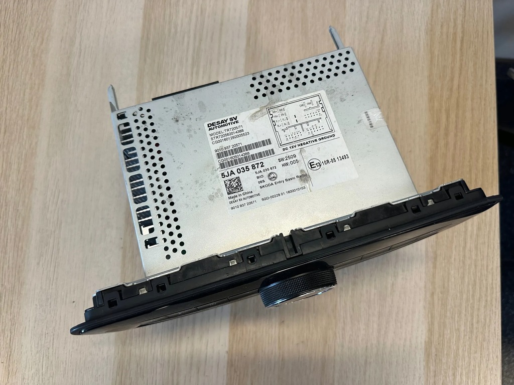 фото №3, Skoda rapid радио панель кондиционера 5ja035872