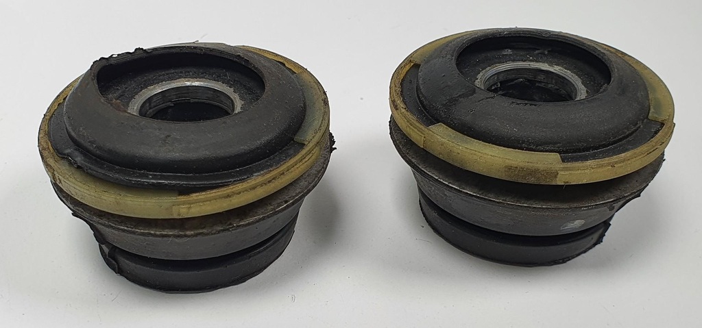 фото №5, Резиновый элемент подкладка pod радиатор porsche cayenne 7l0121275