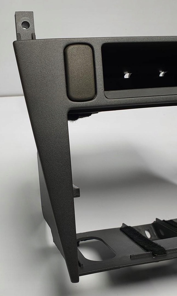 фото №4, Рамка корпус радио volvo v40 30867739 30613736