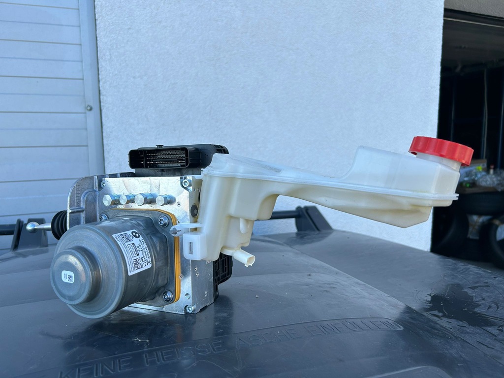 фото №1, Насос тормозная abs bmw 2 u06