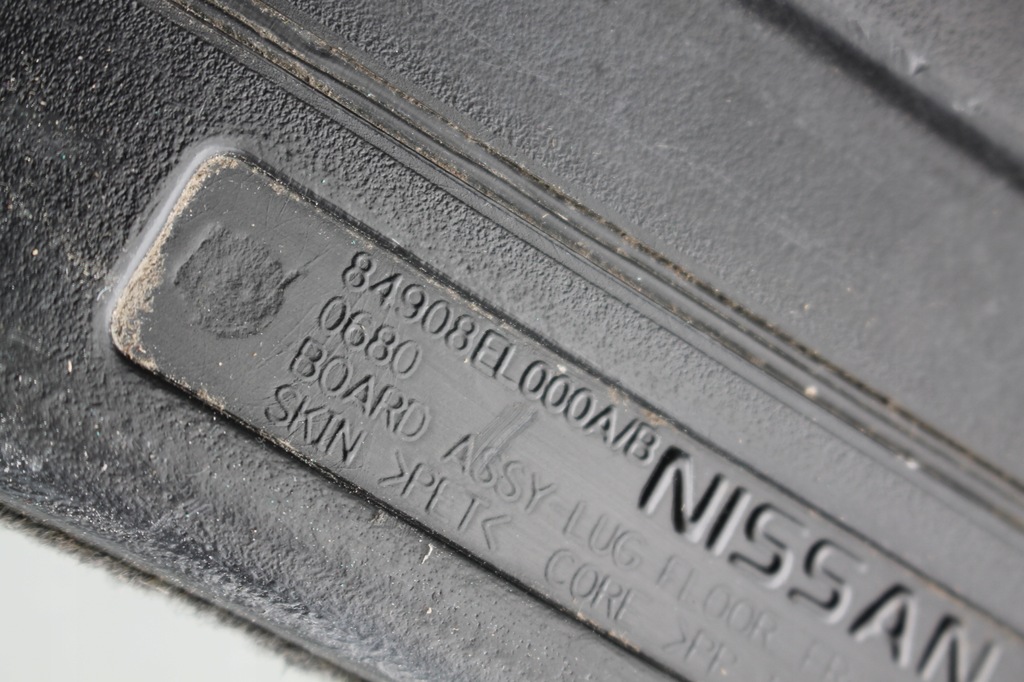 фото №5, Пол обшивка багажника nissan tiida 04-12