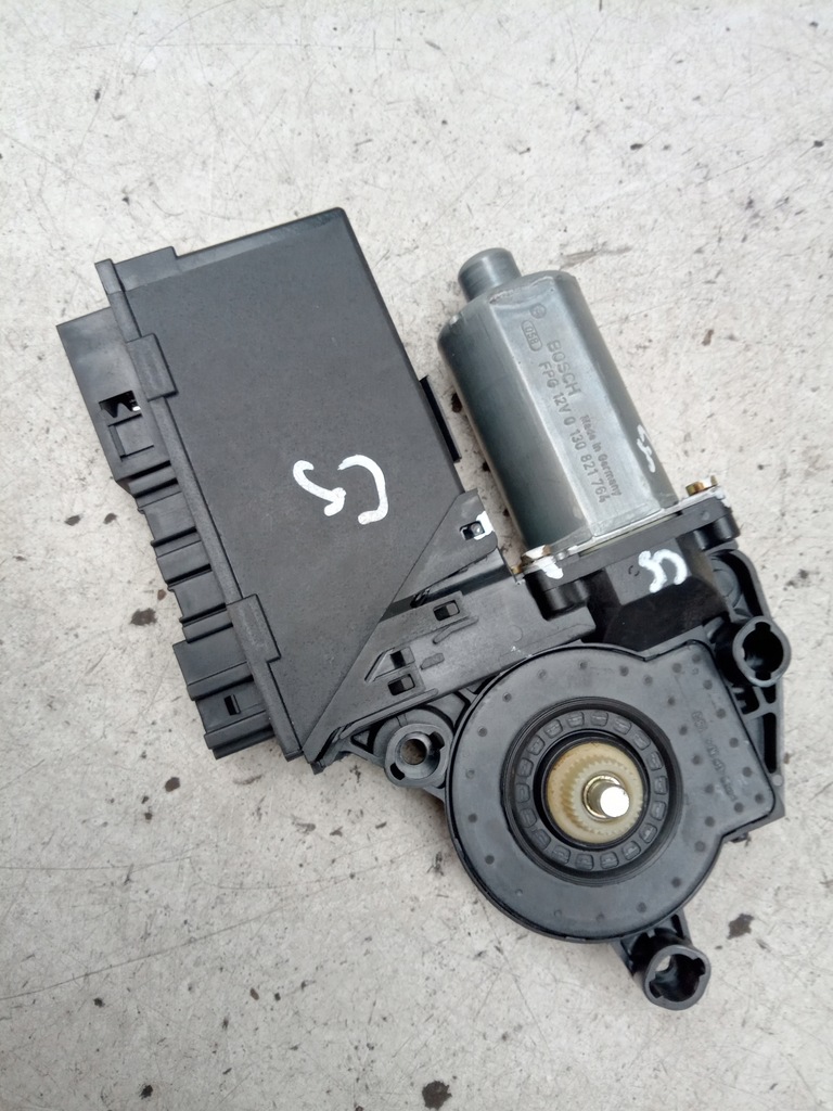 фото №8, Audi a6 c5 моторчик скло правий перед 8e19598023