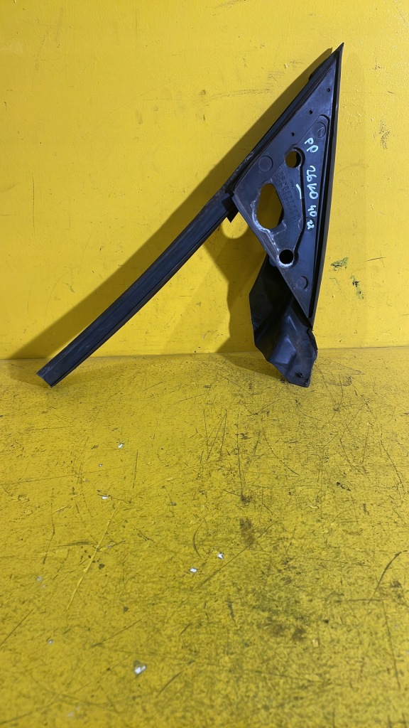 Купить Bmw e92 - прокладка зеркало дверь - правый перед - 7119068