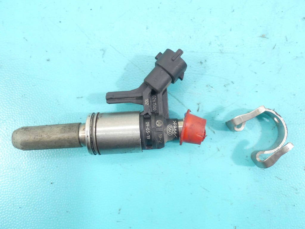 Купити Форсунка peugeot 207 0261500102 1.6 thp 5fx