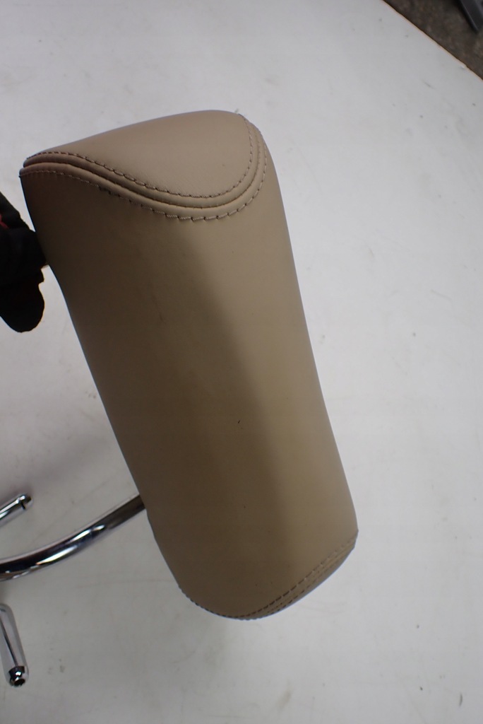 фото №10, Mercedes c216 w216 задний подголовник задняя кожа бежевый