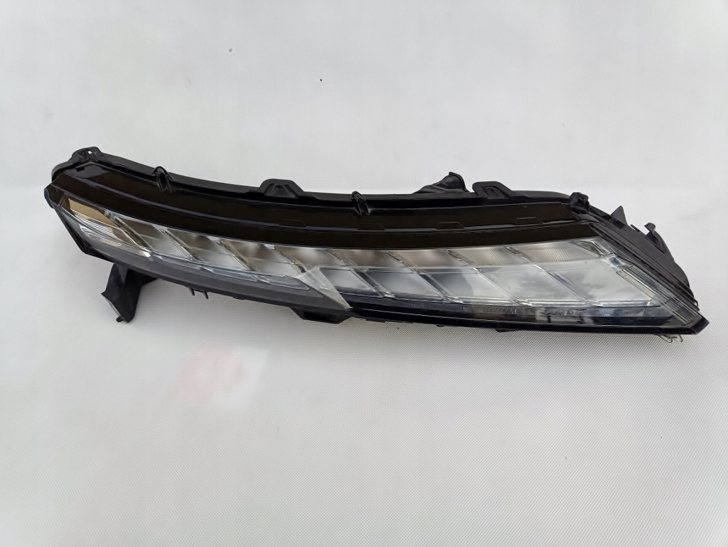 фото №1, Лампа права перед mitsubishi eclipse cross lift 2020-