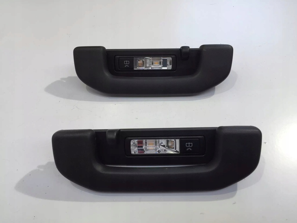 фото №1, Mercedes c klasa w205 ручка кронштейн потолочный