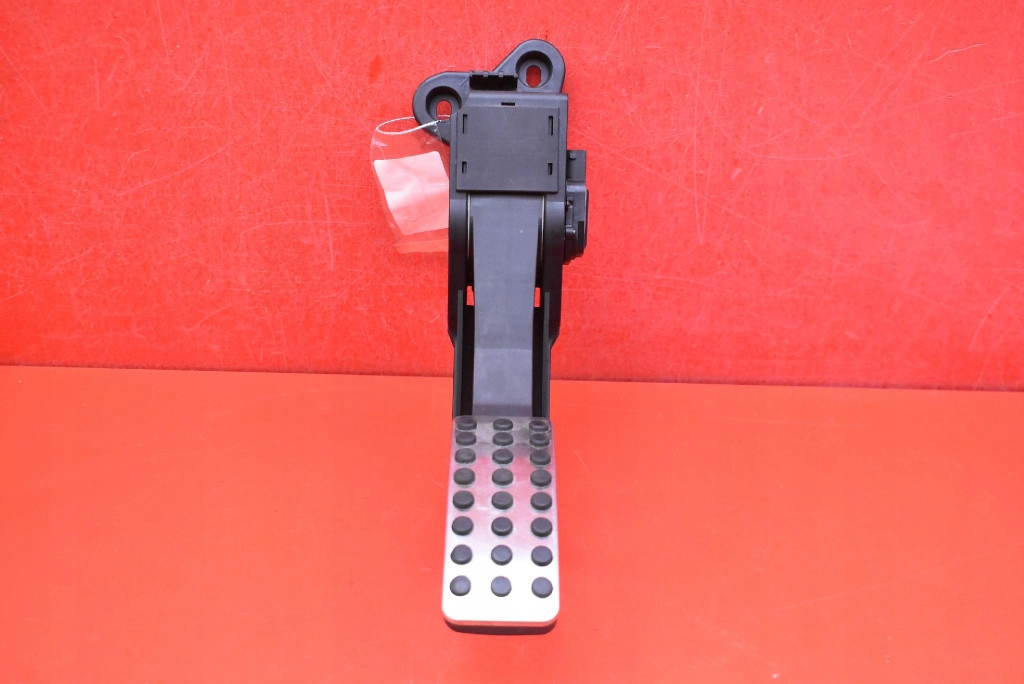 Купити Потенціометр педаль газу eu a1643000104 mercedes ml w164 3.0 cdi 224 km