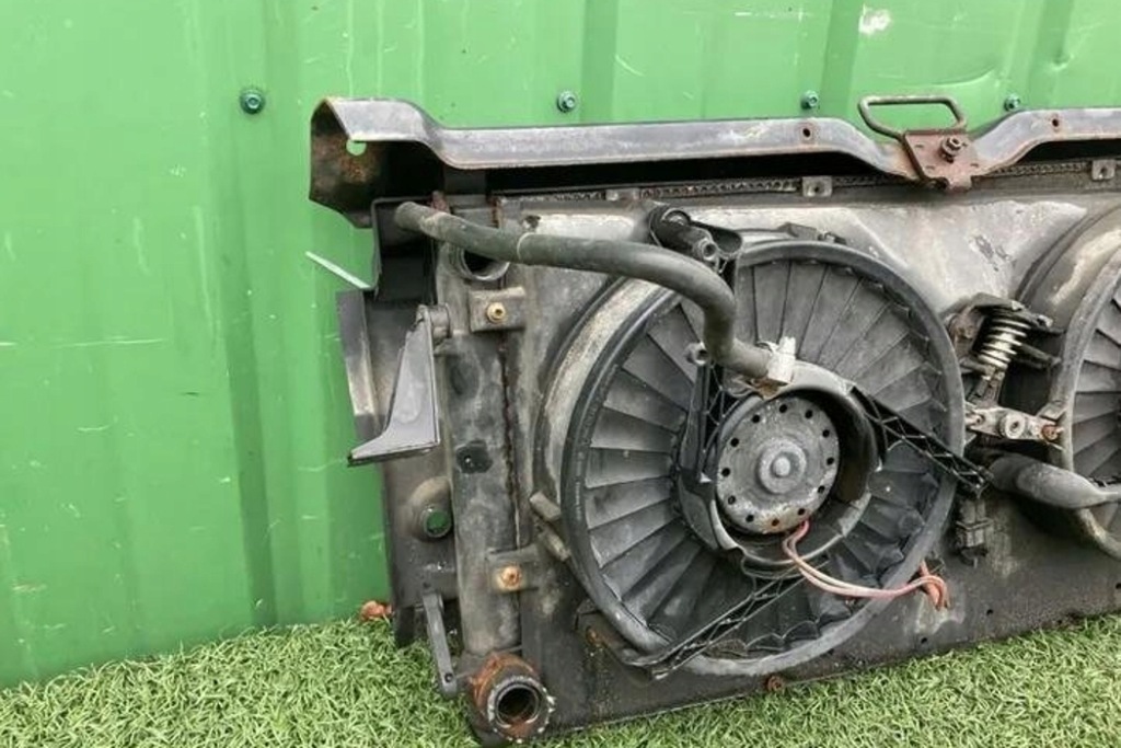 Купить Радиатор воды vw transporter iv flatbed 70xd 701121207k 2.46l дизель