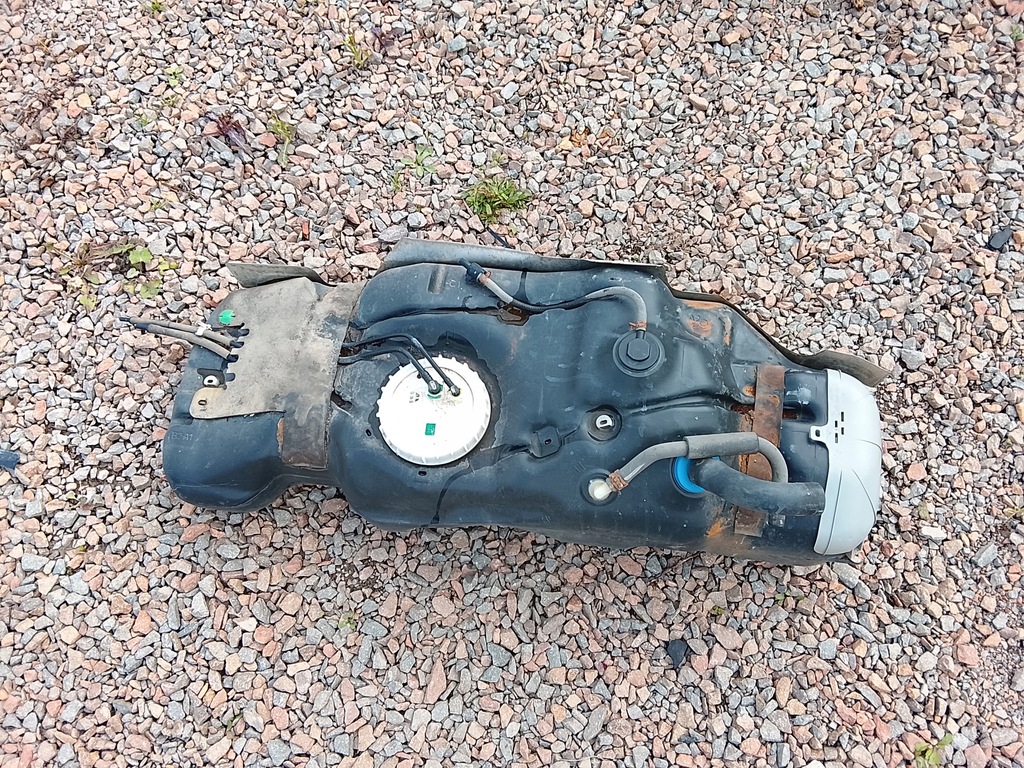 фото №1, Toyota hilux vii 2012 бак топлива