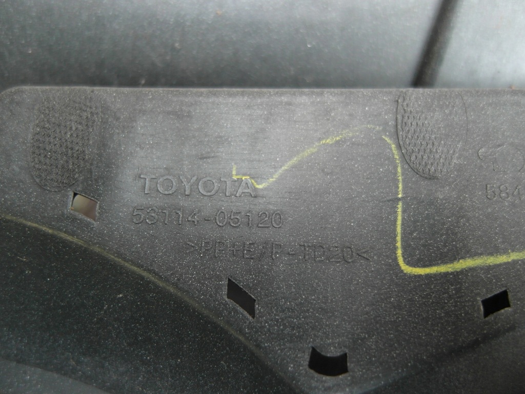 фото №5, Toyota avensis t29 решётка радиатора решётка радиатора