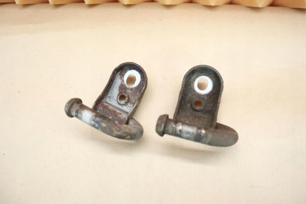 фото №2, Mercedes slk r171 кронштейн выхлоп глушителя