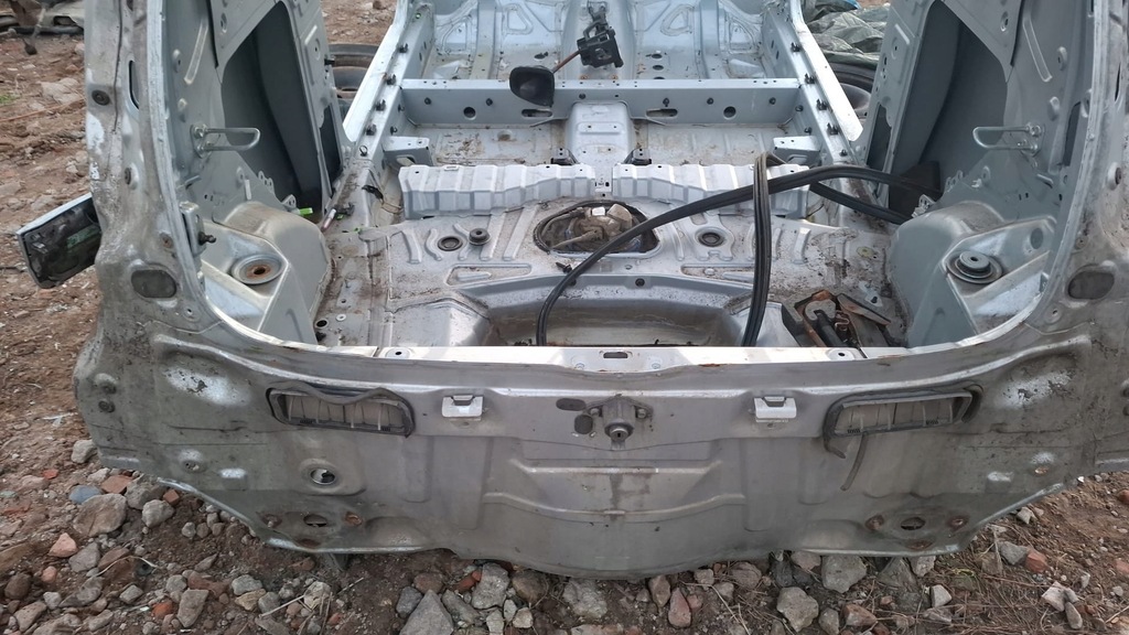 фото №1, Задний pas поддон peugeot 107 citroen c1 05-14 rok ktb !!