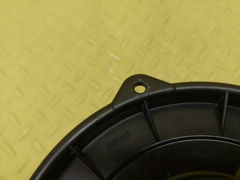 фото №3, Toyota corolla verso повітродувка повітря 1940001510