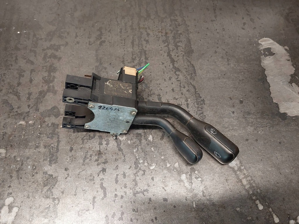 фото №7, Рычаг / переключатель дворник audi 80 b3 445953503e