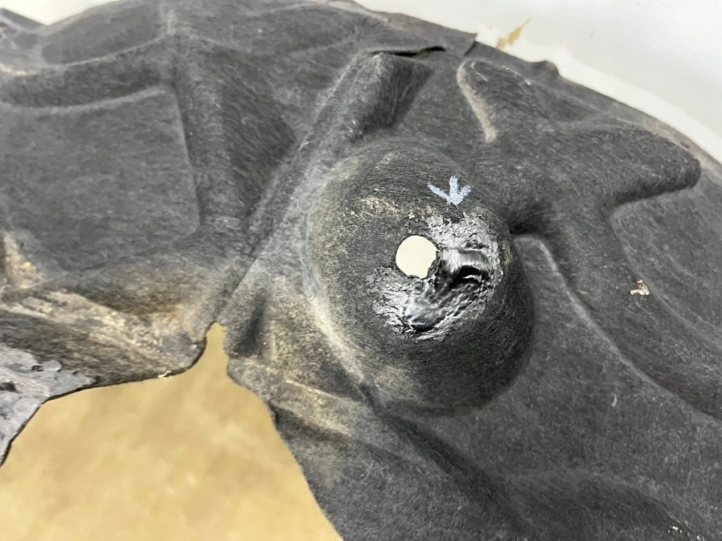 Підкрилок porsche cayenne iii 9y 19r.- праве передні оригінальні правий перед Недорого