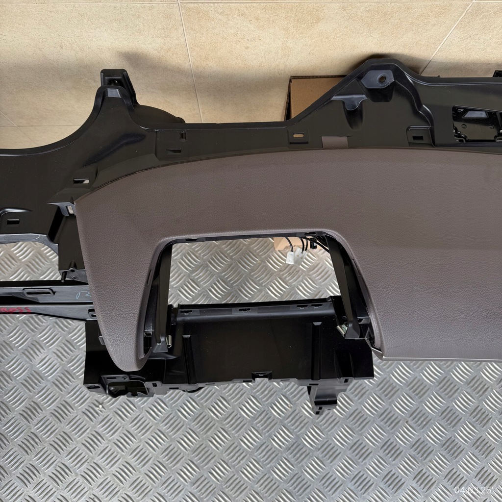 фото №12, Приборная панель комплектная подушка безопасности консоль ремни приборная панель toyota yaris cross 2022 rok