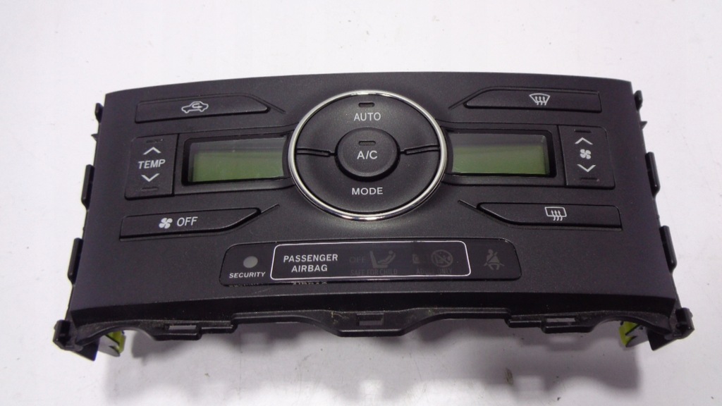 фото №1, Toyota auris i '10 панель кондиционера климатроник