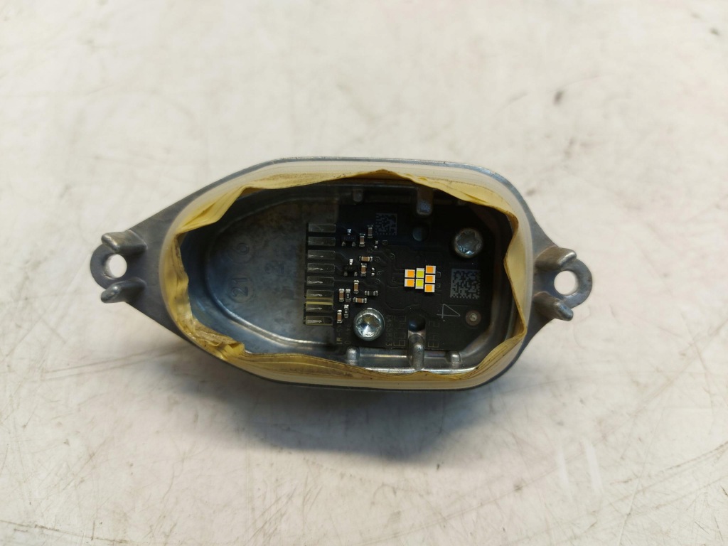 Купить Bmw u06 220d модуль led правый перед e91116-2