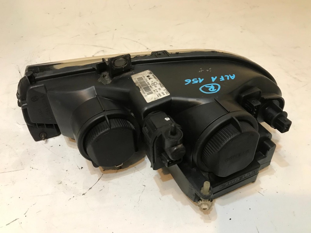 Лампа права фара правий перед alfa romeo 156 jts 606859710 Зі Шроту