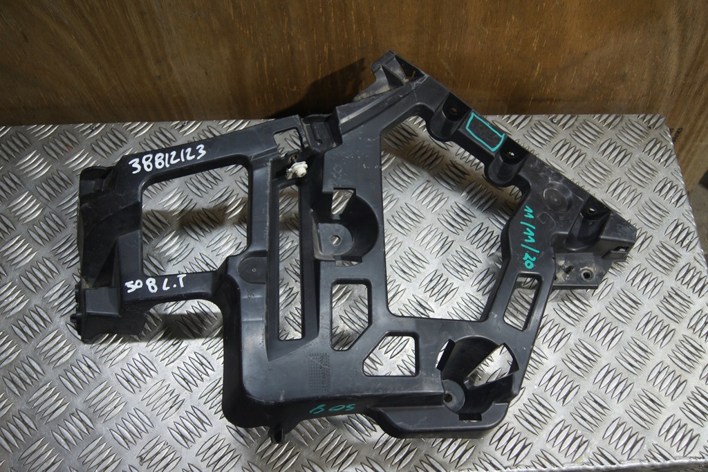 фото №1, Направляющая бампера левый задняя peugeot 508 9686699680