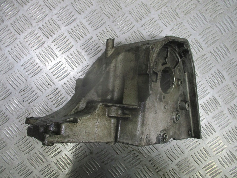 фото №3, Кронштейн кронштейн насоса впрыска alfa romeo 147 1.9